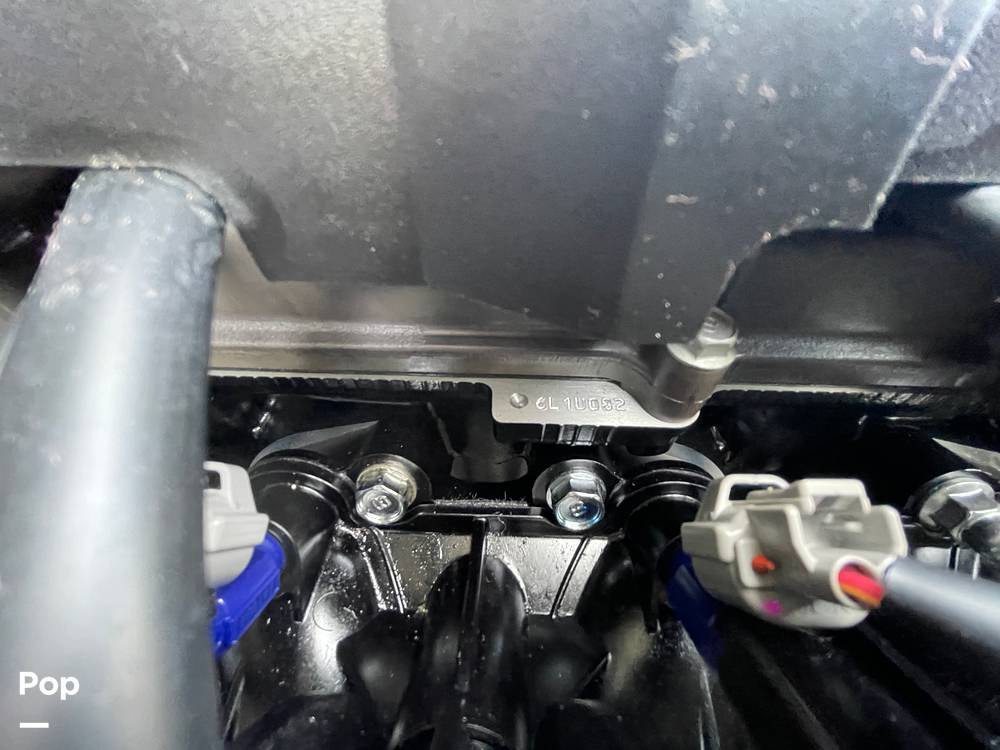 Slide: The Image of Yamaha 212S 2021 - 104
