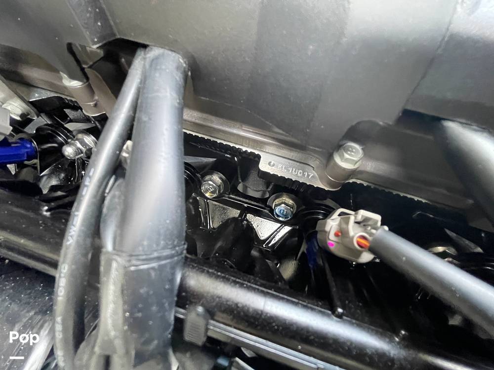 Slide: The Image of Yamaha 212S 2021 - 105