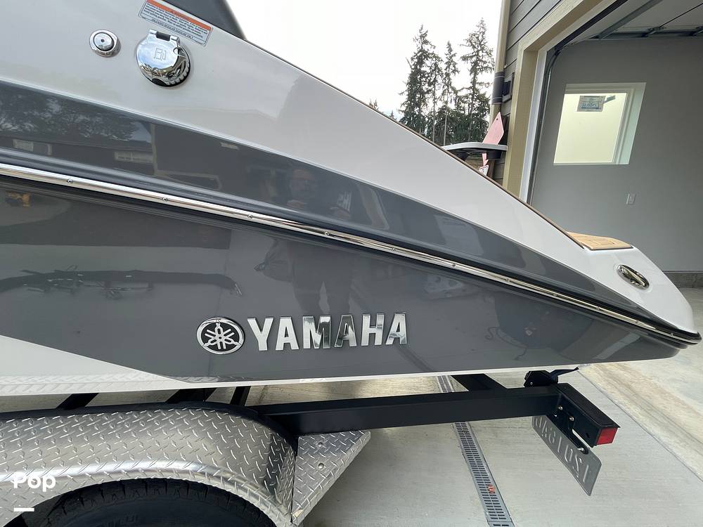 Slide: The Image of Yamaha 212S 2021 - 149