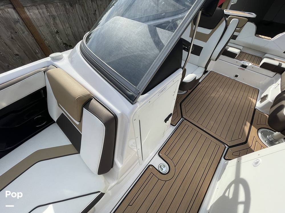 Slide: The Image of Yamaha 212S 2021 - 18