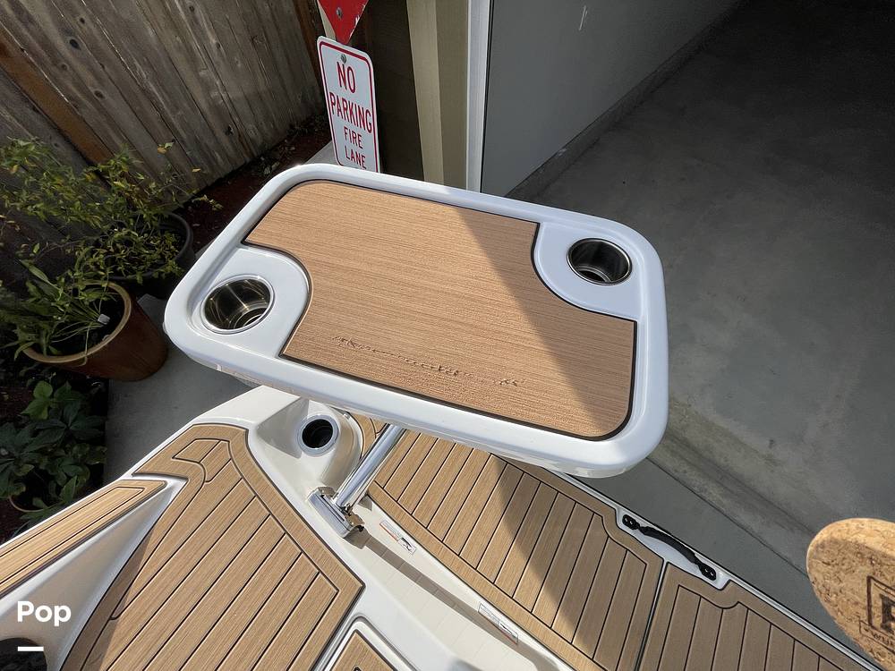 Slide: The Image of Yamaha 212S 2021 - 21
