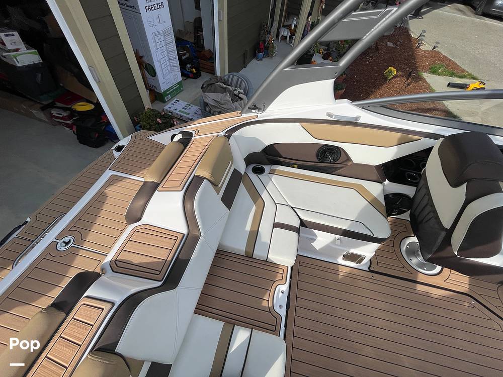 Slide: The Image of Yamaha 212S 2021 - 41
