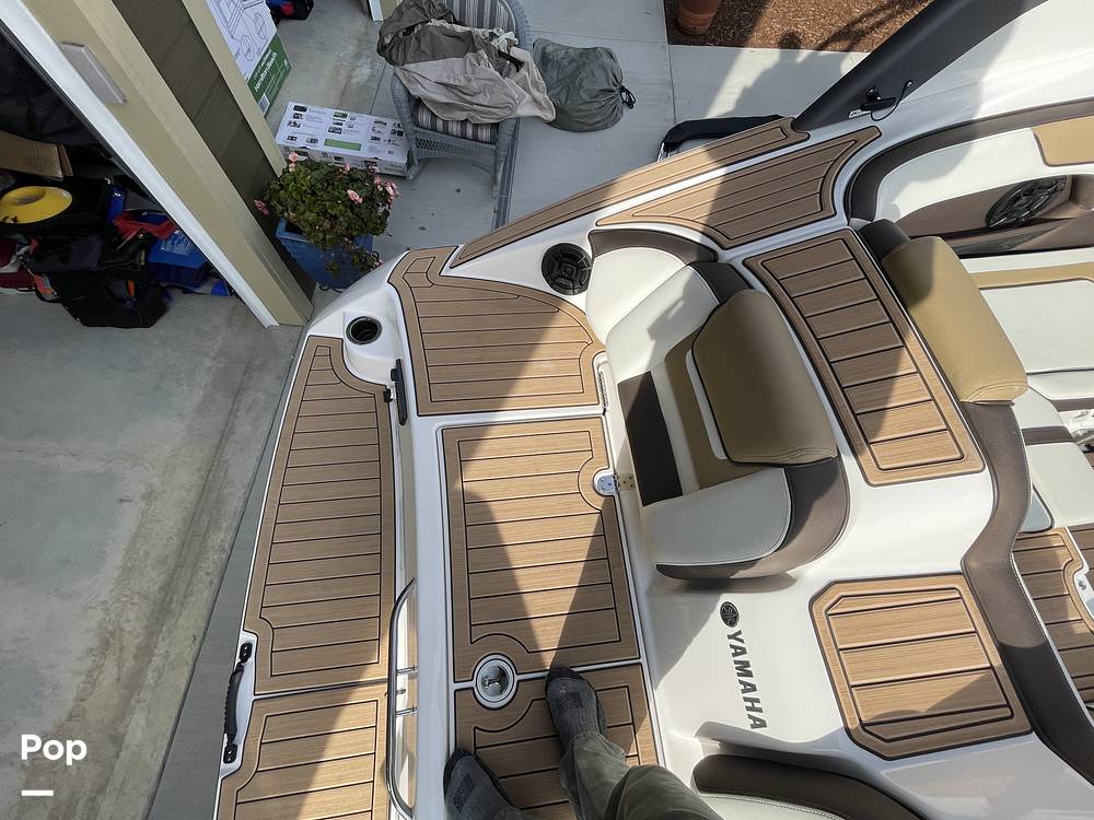 Slide: The Image of Yamaha 212S 2021 - 5