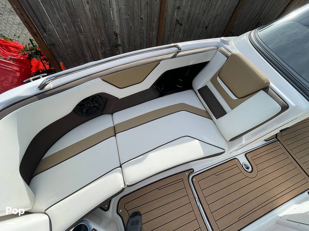 Slide: The Image of Yamaha 212S 2021 - 56