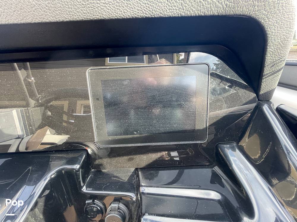 Slide: The Image of Yamaha 212S 2021 - 80