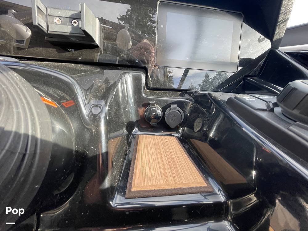 Slide: The Image of Yamaha 212S 2021 - 85