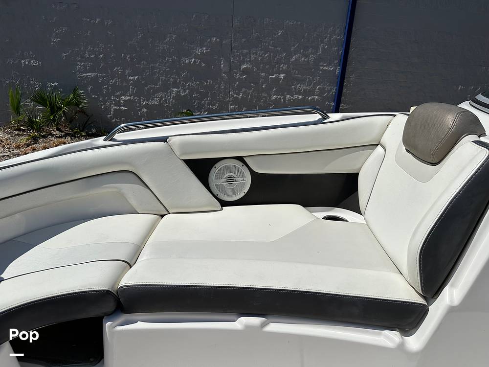 Slide: The Image of Yamaha 212SS 2016 - 14271293