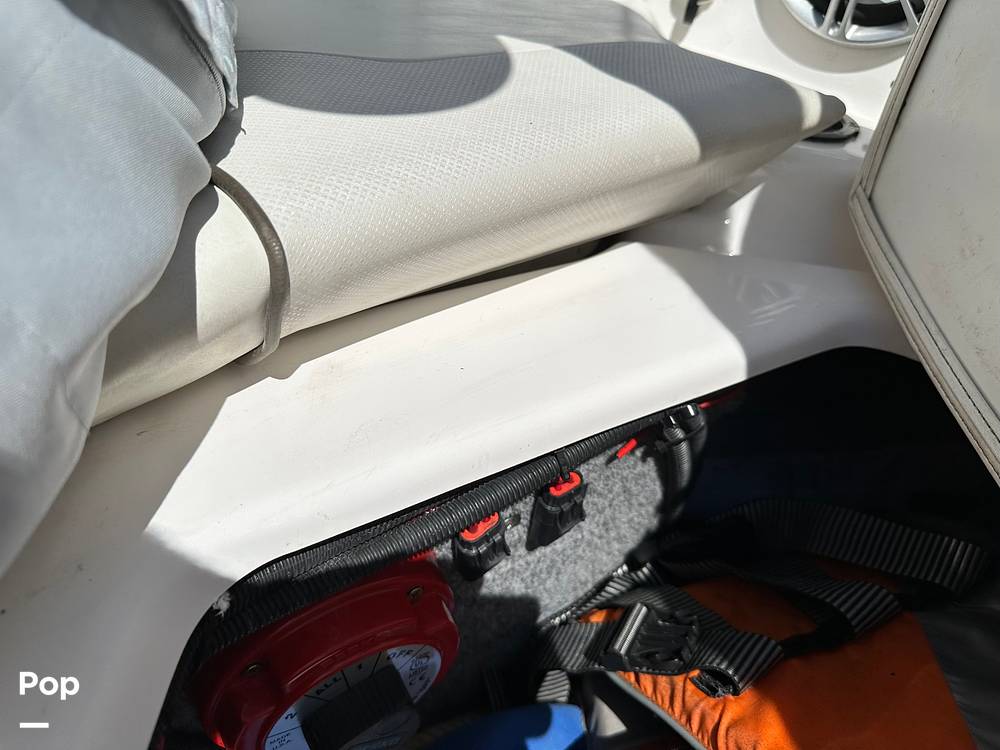 Slide: The Image of Yamaha 212SS 2016 - 14271270