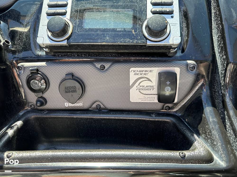 Slide: The Image of Yamaha 212SS 2016 - 14271285