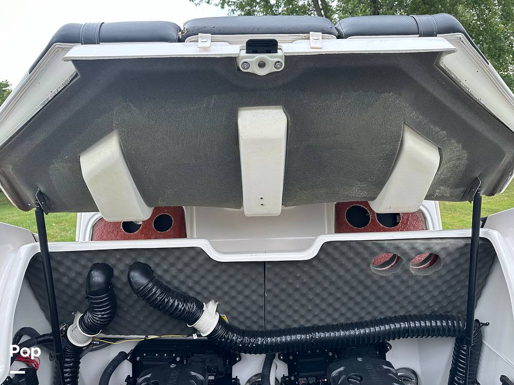 Slide: The Image of Yamaha 212X 2018 - 106