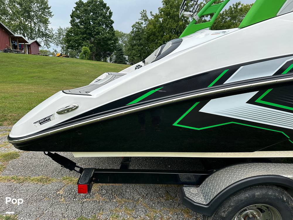 Slide: The Image of Yamaha 212X 2018 - 108