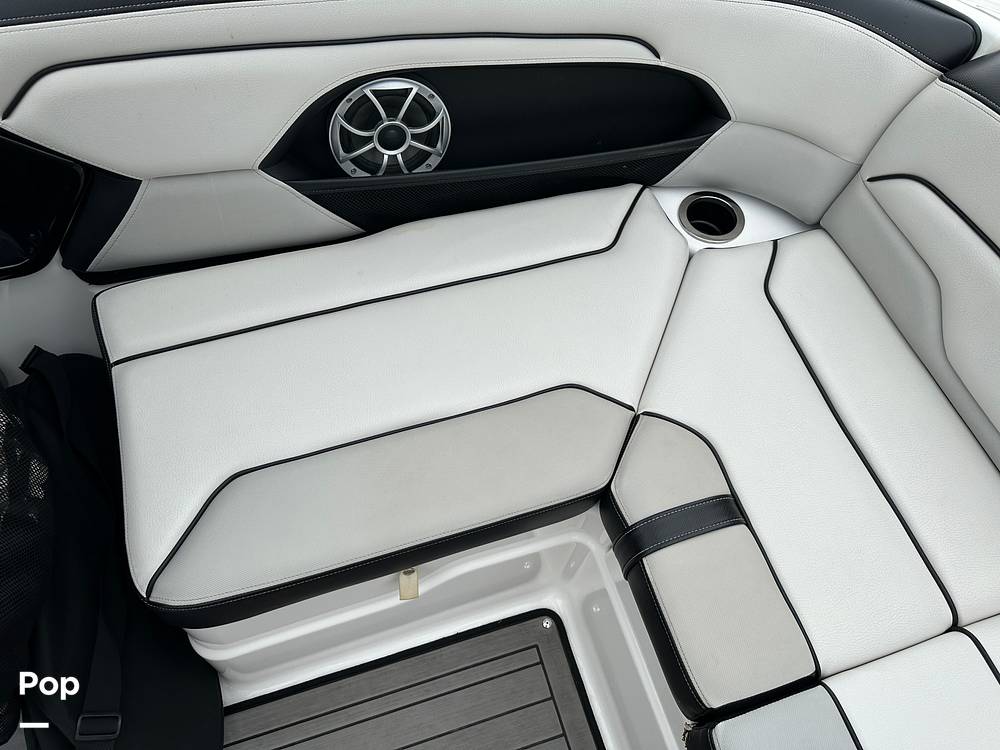 Slide: The Image of Yamaha 212X 2018 - 20