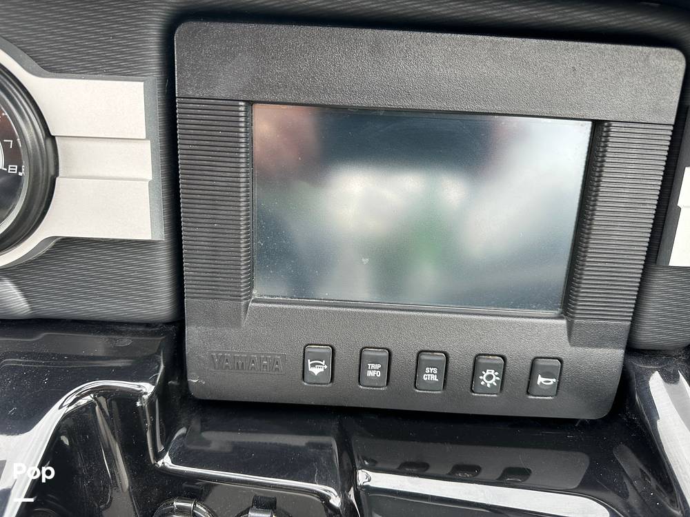 Slide: The Image of Yamaha 212X 2018 - 34