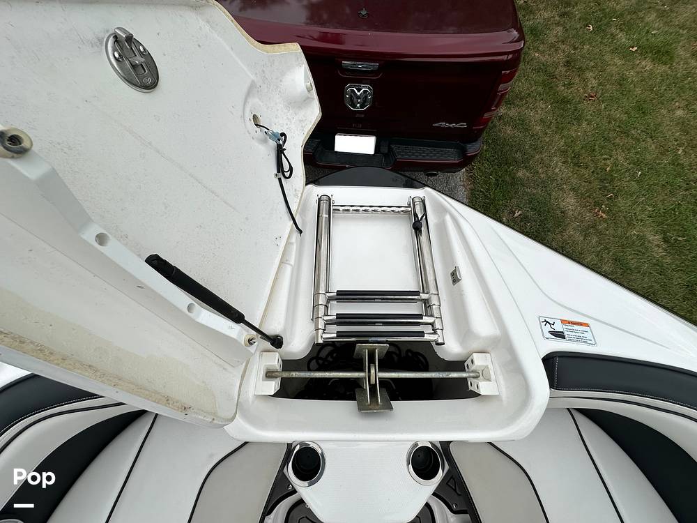 Slide: The Image of Yamaha 212X 2018 - 50