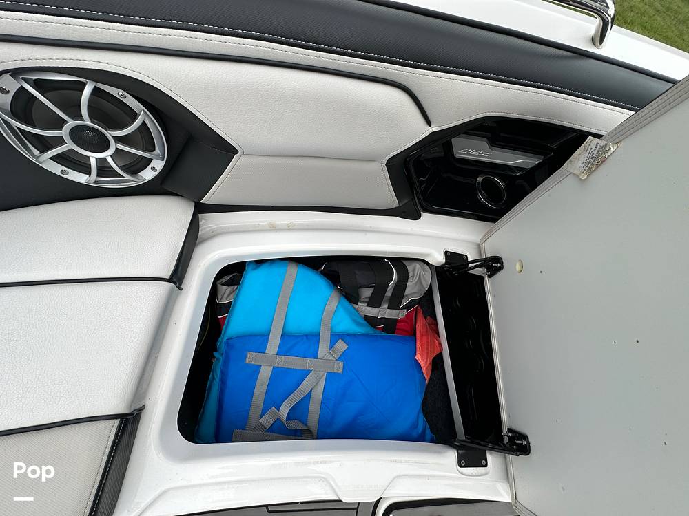 Slide: The Image of Yamaha 212X 2018 - 53