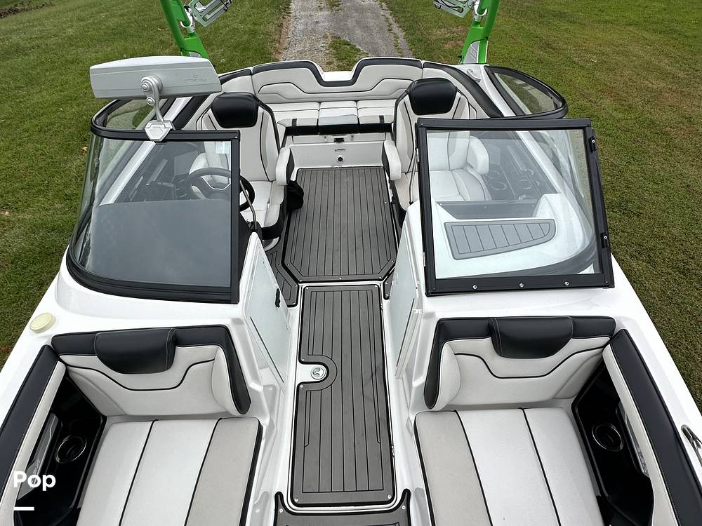 Slide: The Image of Yamaha 212X 2018 - 58