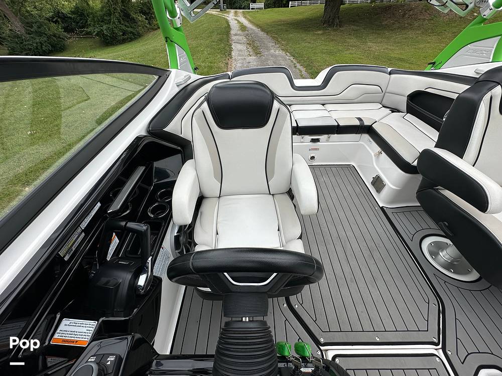 Slide: The Image of Yamaha 212X 2018 - 62