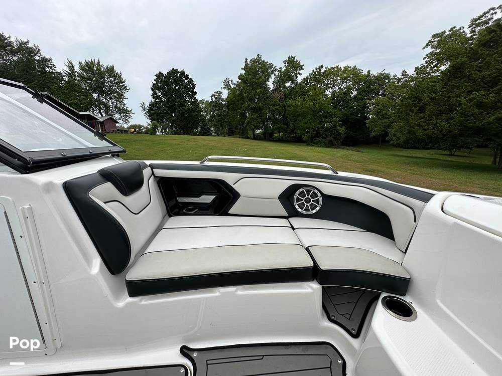Slide: The Image of Yamaha 212X 2018 - 66