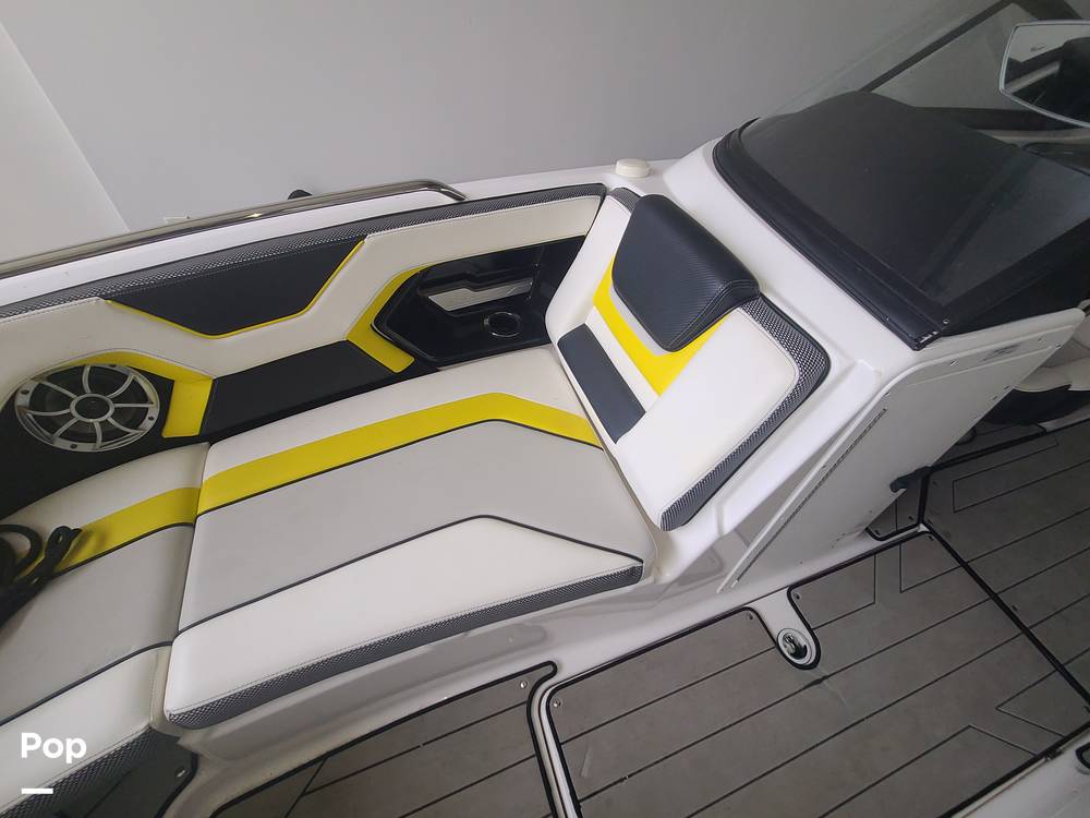 Slide: The Image of Yamaha 212X 2020 - 15209078