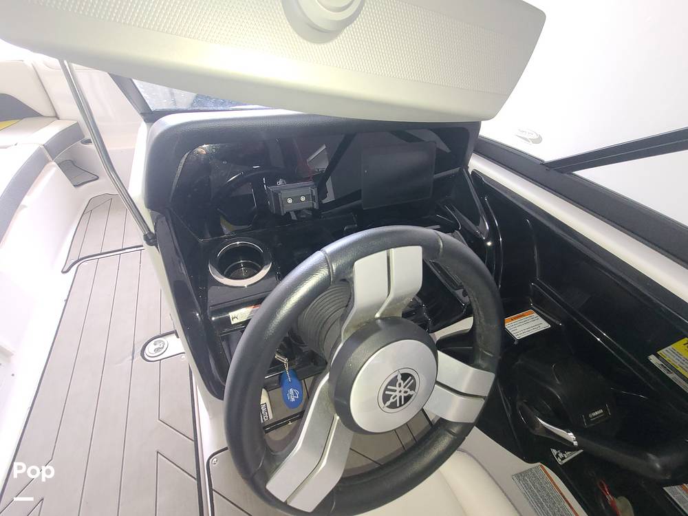 Slide: The Image of Yamaha 212X 2020 - 15209145