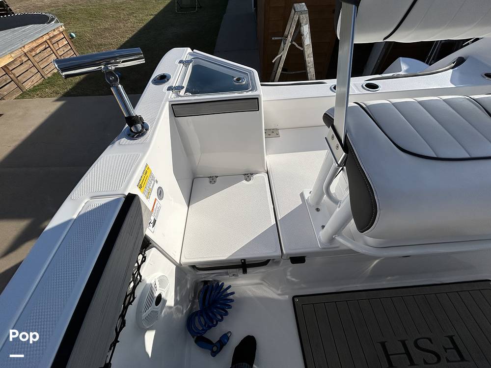 Slide: The Image of Yamaha 220 FSH 2023 - 14844000
