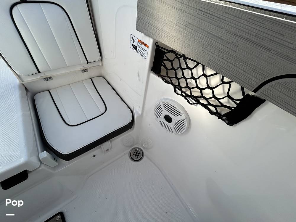 Slide: The Image of Yamaha 220 FSH 2023 - 14844003