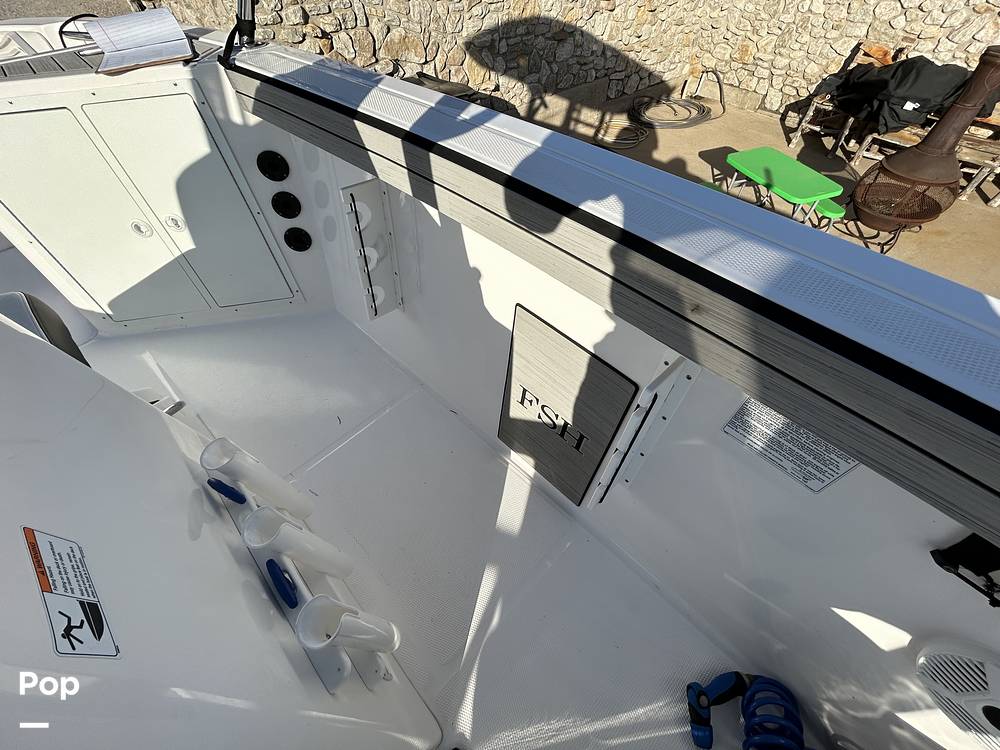 Slide: The Image of Yamaha 220 FSH 2023 - 14844023