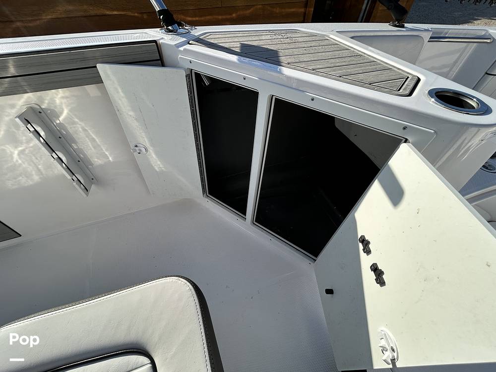 Slide: The Image of Yamaha 220 FSH 2023 - 14844038