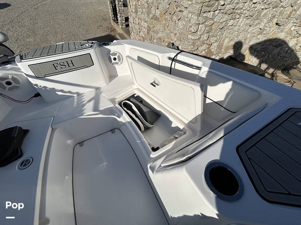 Slide: The Image of Yamaha 220 FSH 2023 - 14844042