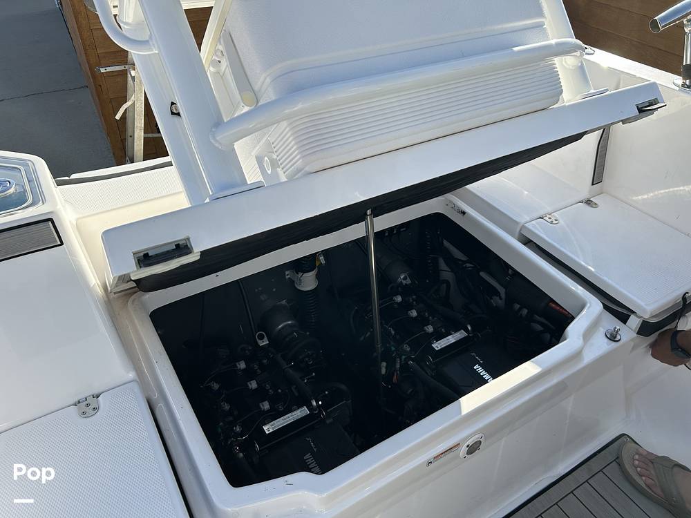 Slide: The Image of Yamaha 220 FSH 2023 - 14844066