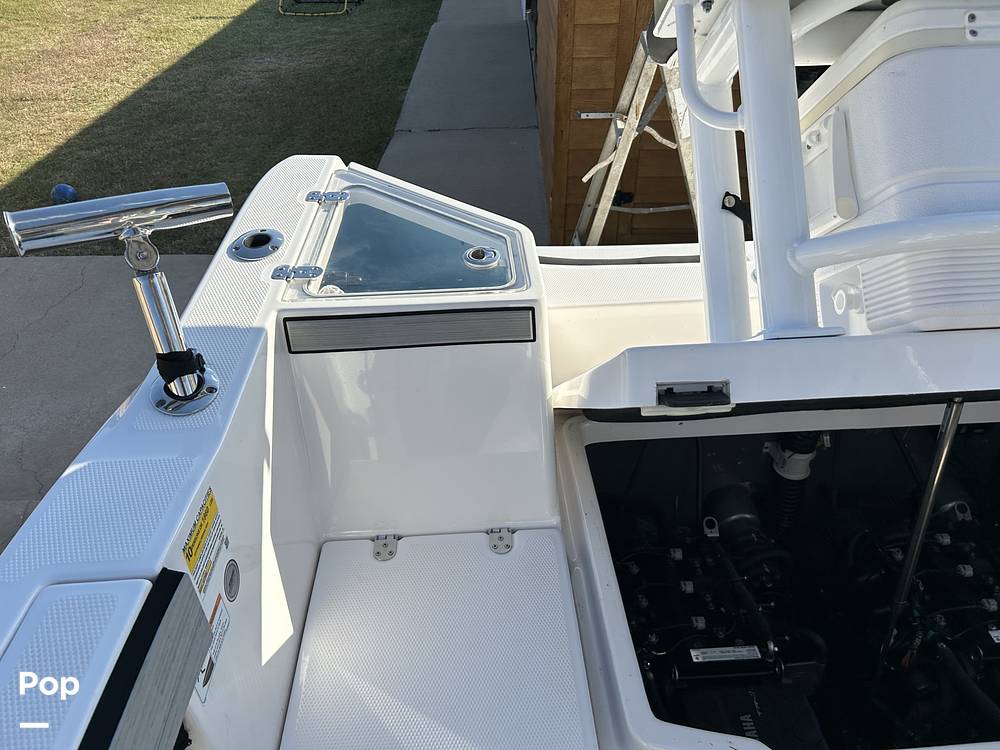 Slide: The Image of Yamaha 220 FSH 2023 - 14844068