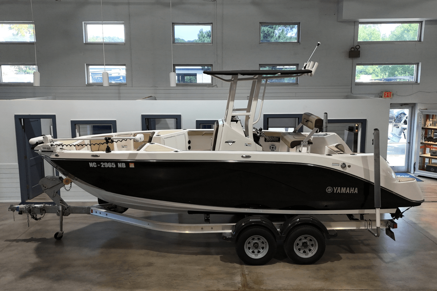 Slide: The Image of Yamaha 222 FSH SP 2023 - 0