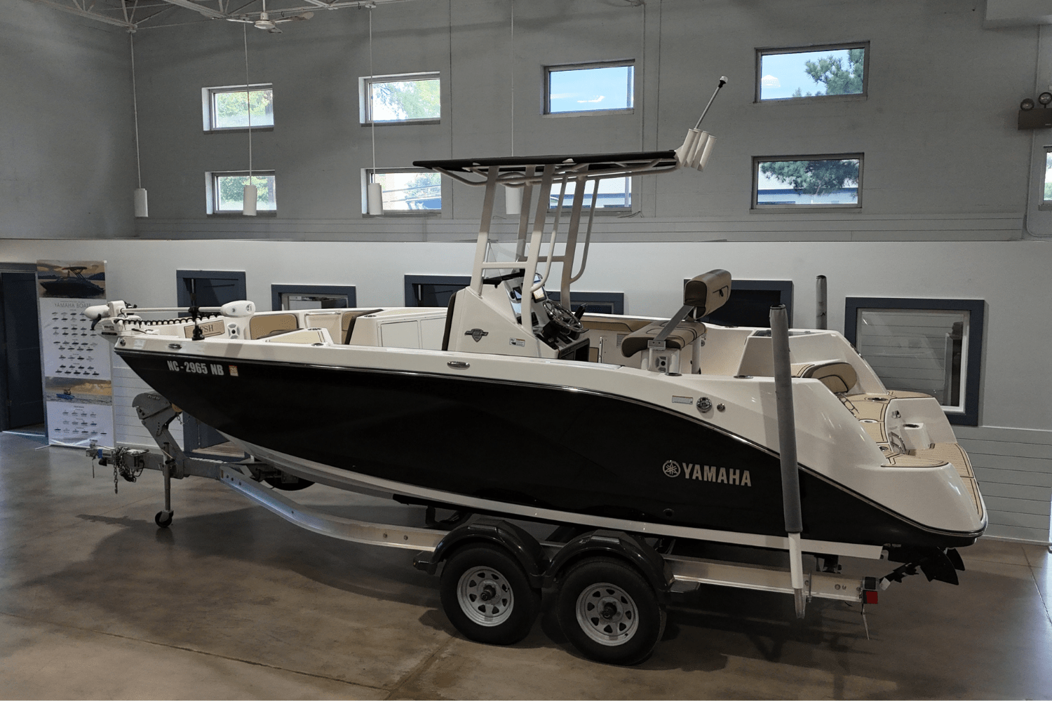 Slide: The Image of Yamaha 222 FSH SP 2023 - 1