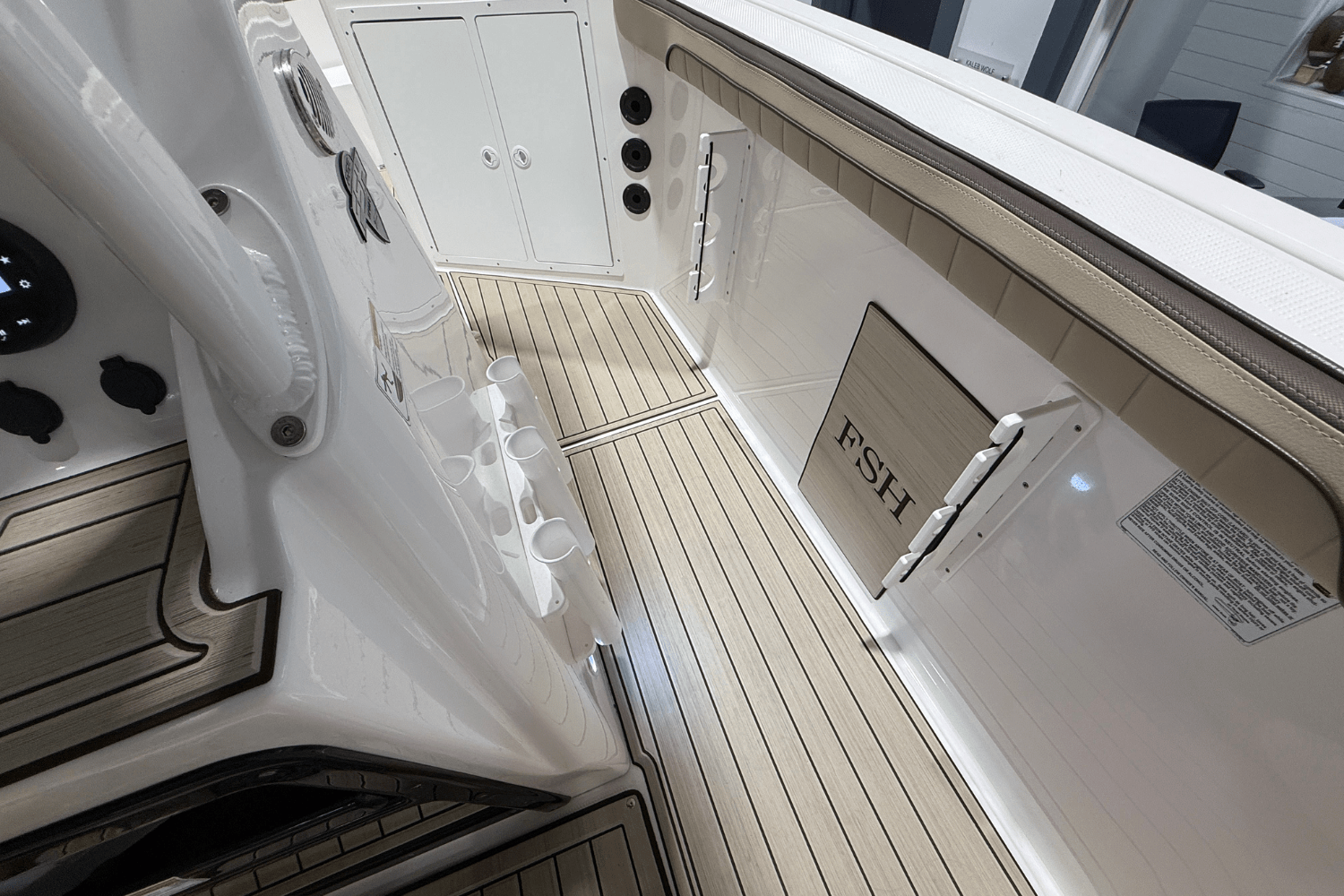 Slide: The Image of Yamaha 222 FSH SP 2023 - 12