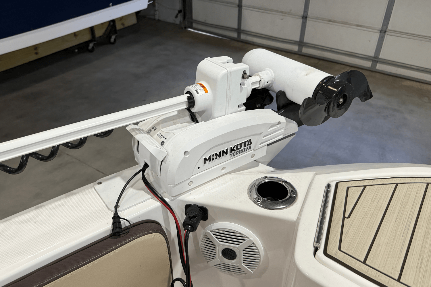 Slide: The Image of Yamaha 222 FSH SP 2023 - 9