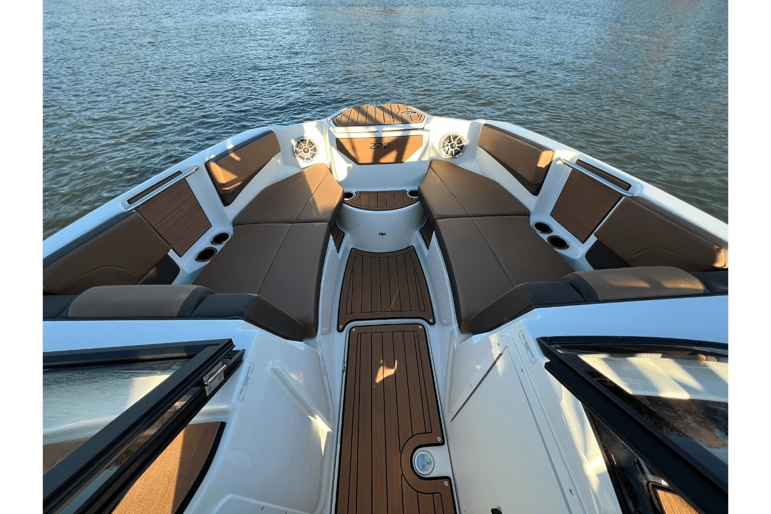 Slide: The Image of Yamaha 222SE 2025 - 12