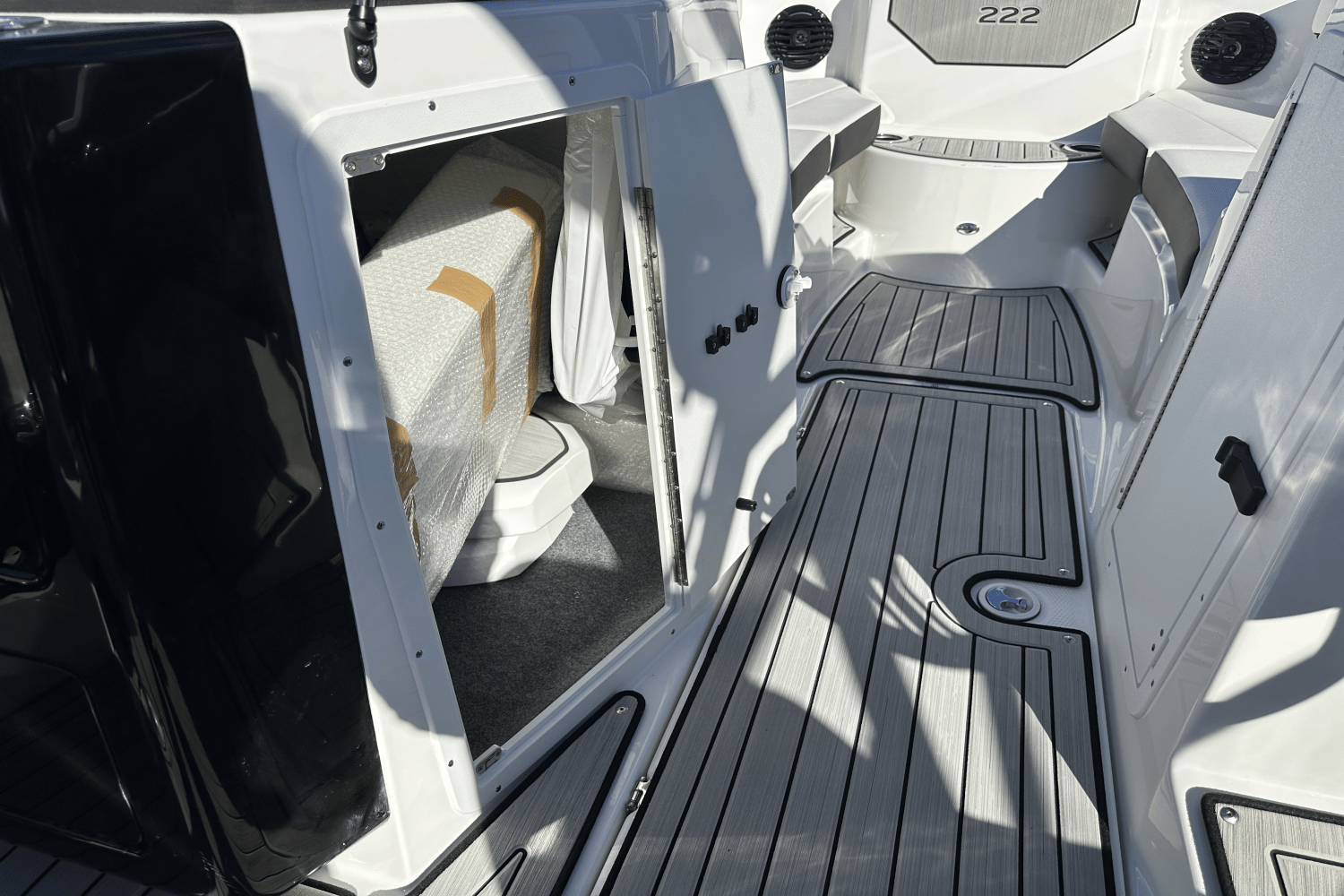 Slide: The Image of Yamaha 222SE 2025 - 14