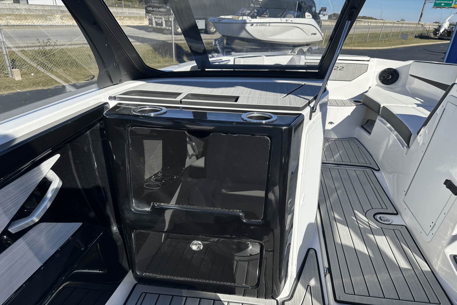 Slide: The Image of Yamaha 222SE 2025 - 15