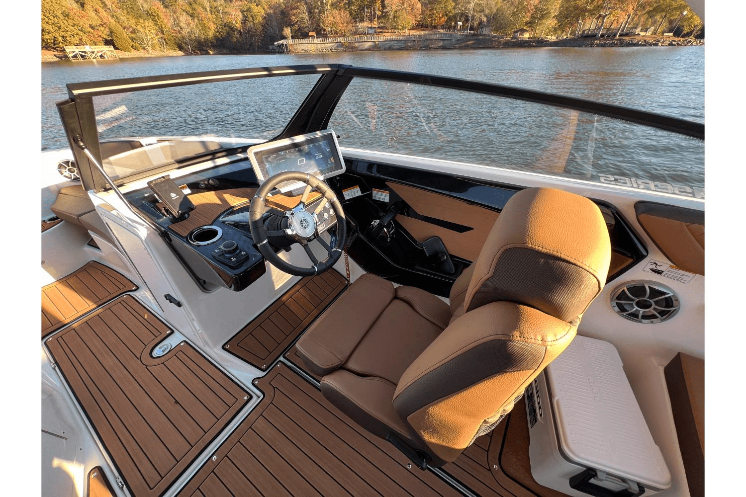 Slide: The Image of Yamaha 222SE 2025 - 15