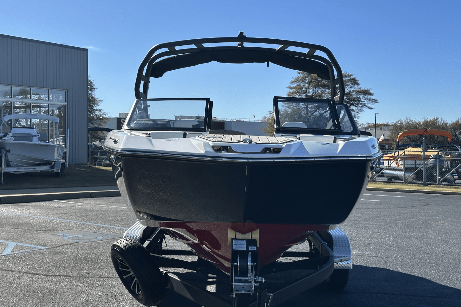 Slide: The Image of Yamaha 222SE 2025 - 2