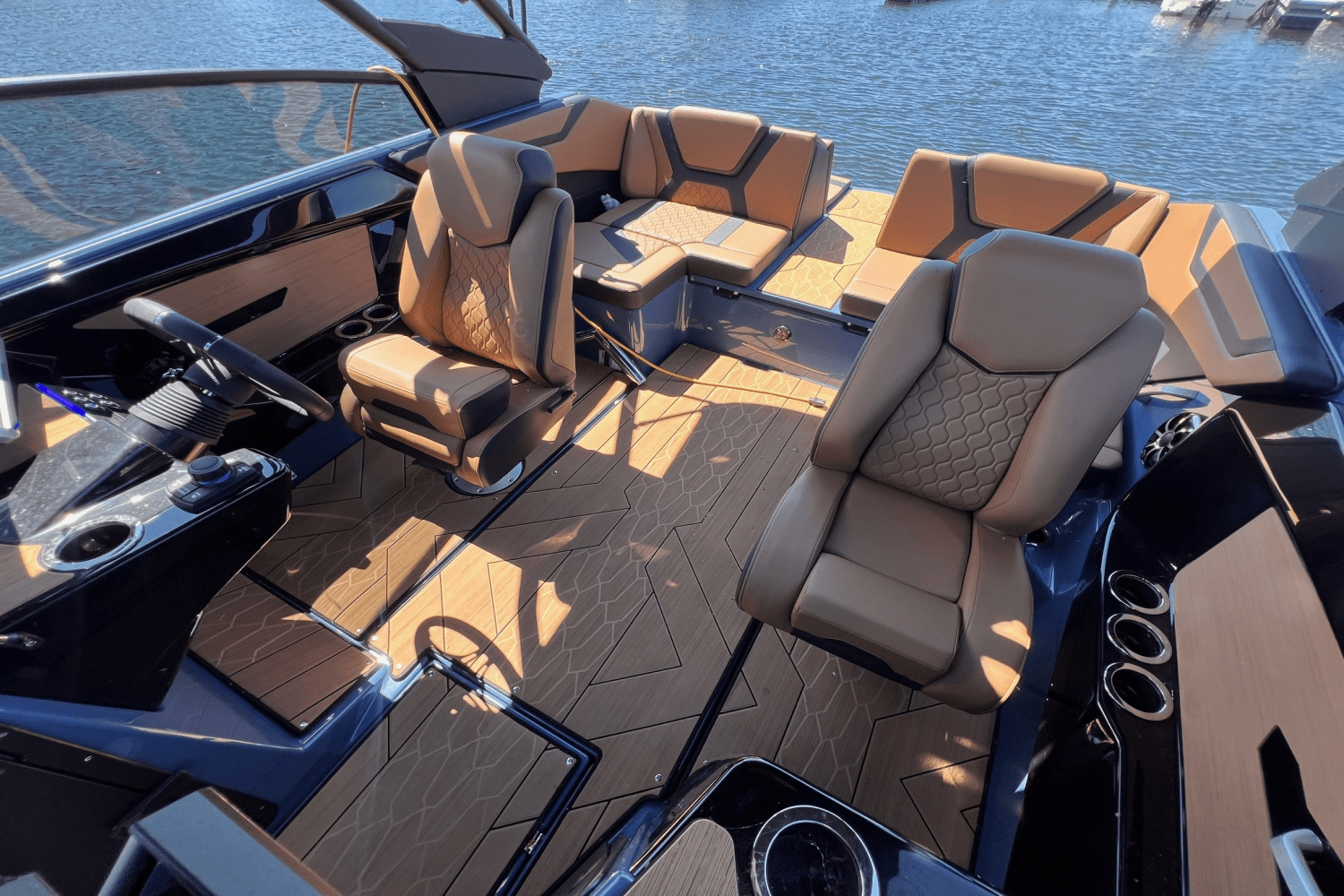 Slide: The Image of Yamaha 222 XE 2024 - 23