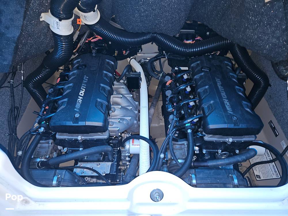 Slide: The Image of Yamaha 242 Limited 2015 - 14947346