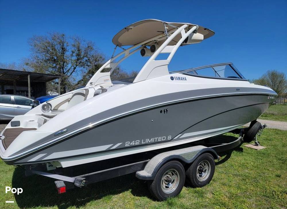 Slide: The Image of Yamaha 242 Limited 2015 - 14708857