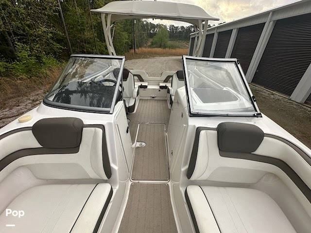 Slide: The Image of Windshield - Walk Through - 15450870