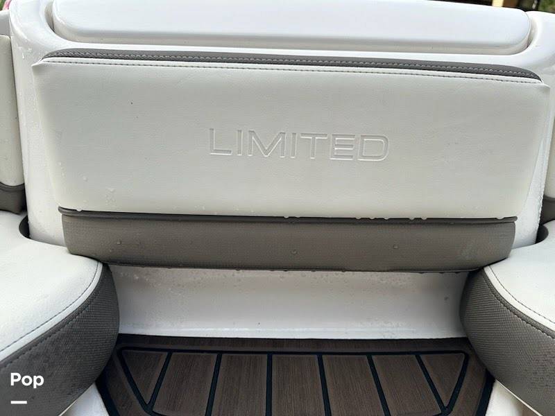 Slide: The Image of Yamaha 242 Limited 2015 - 15450897