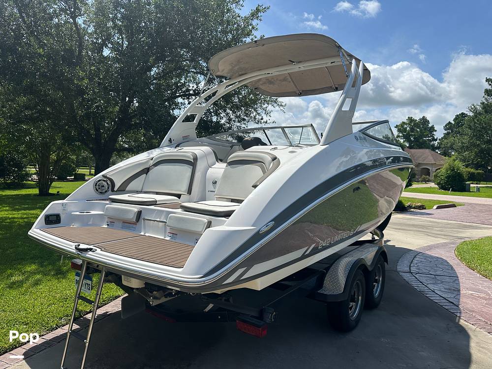 Slide: The Image of Yamaha 242 Limited 2015 - 15566671