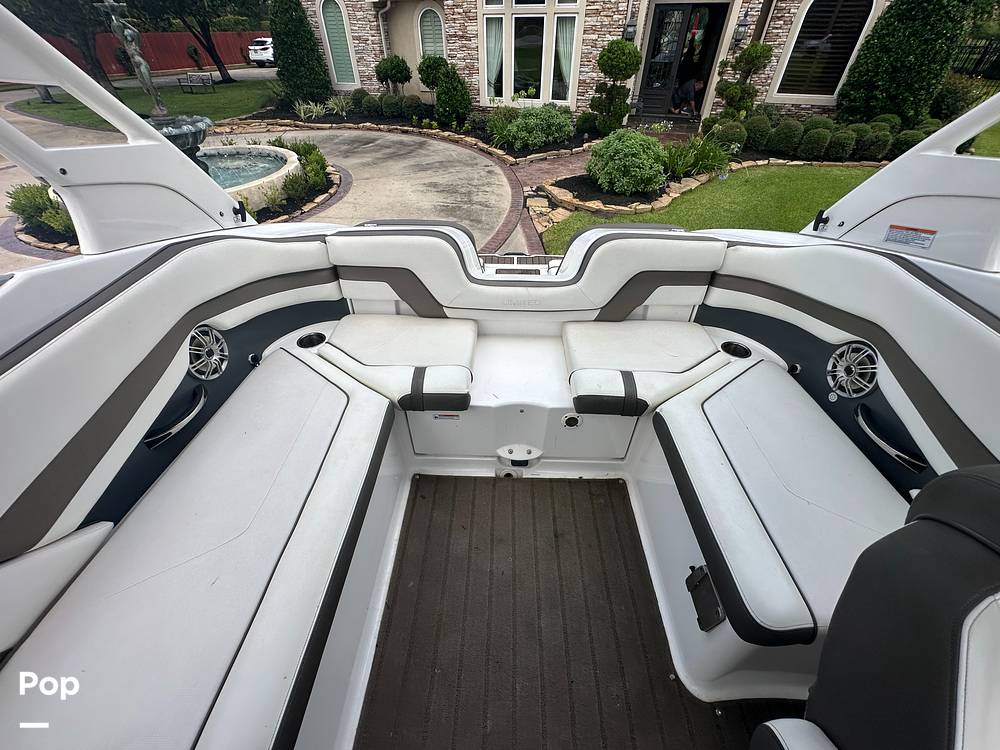 Slide: The Image of Bow Seating - 15566717