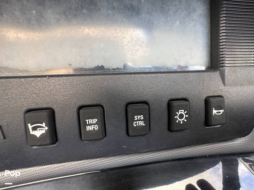 Slide: The Image of Yamaha 242 Limited 2015 - 15566733