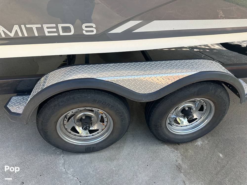 Slide: The Image of Yamaha 242 Limited 2015 - 15566737