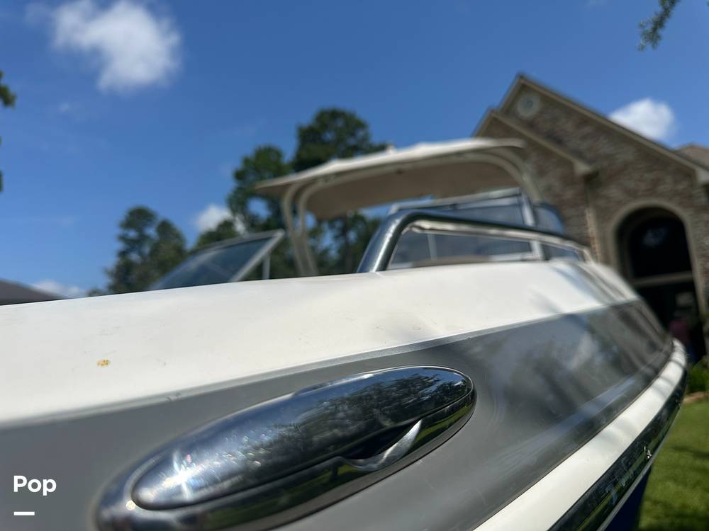 Slide: The Image of Cleats - Pull Up - 15566752